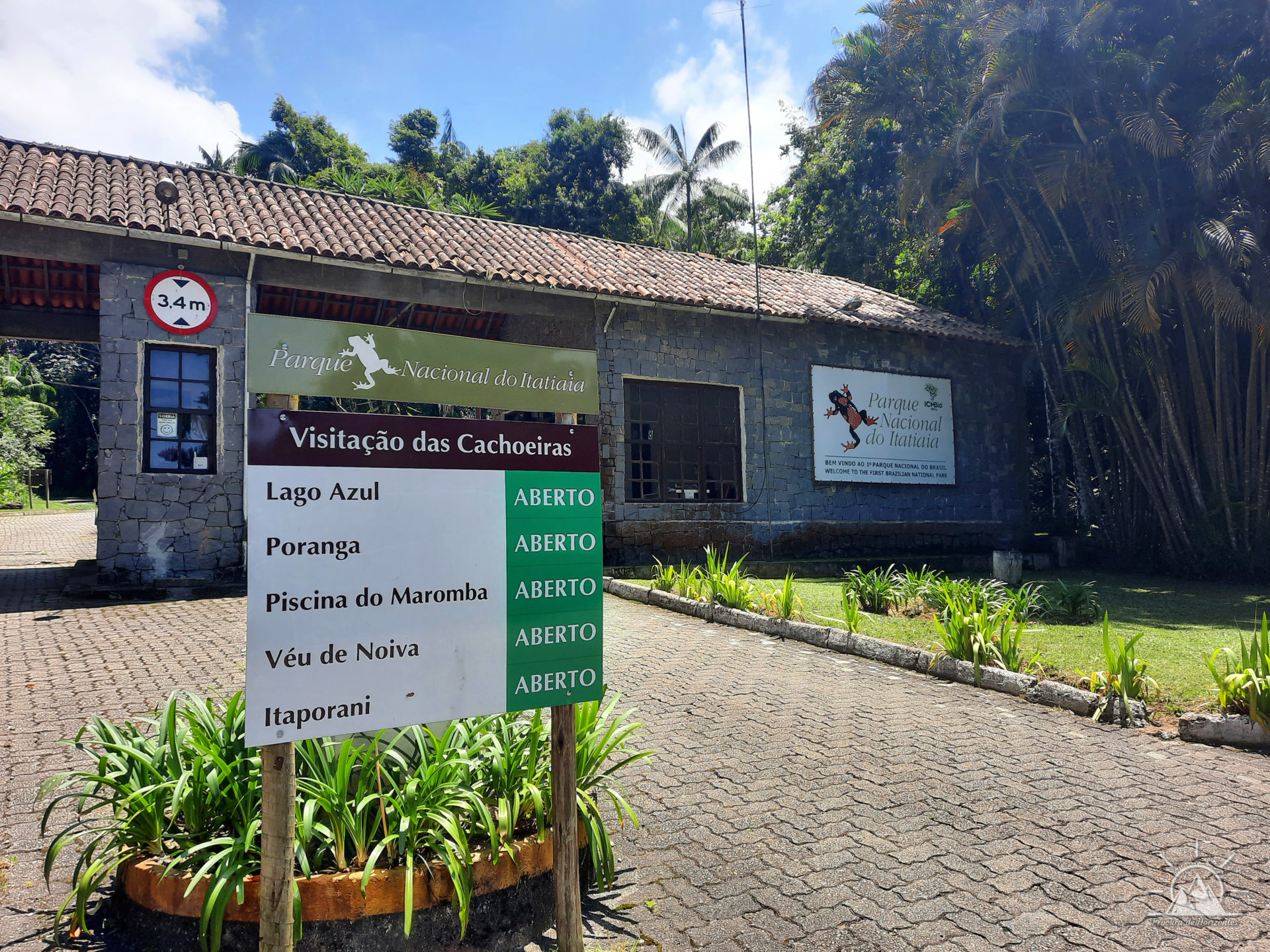 Parque Nacional Itatiaia Parte Baixa Procura De Horizontes