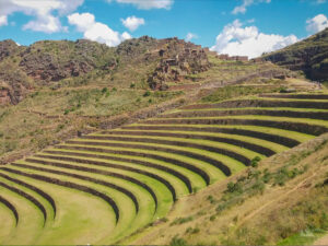 valle sagrado pisac ollantaytambo chincero