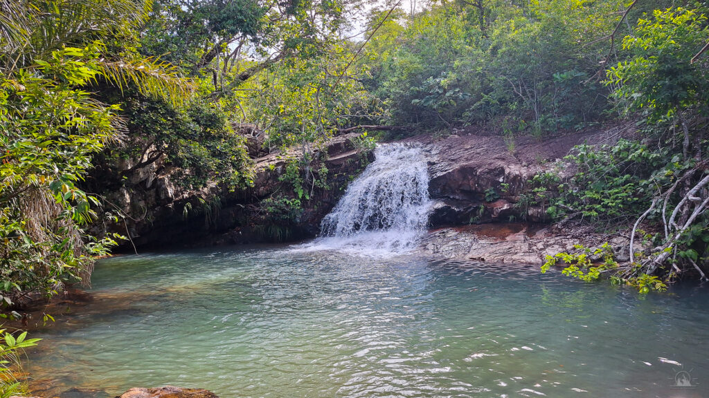 nobre reino encantando e cachoeira dos namorados
